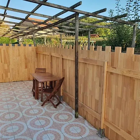 Casa de Férias Maison Avec Jacuzzi Privatif Et Terrasse N'1